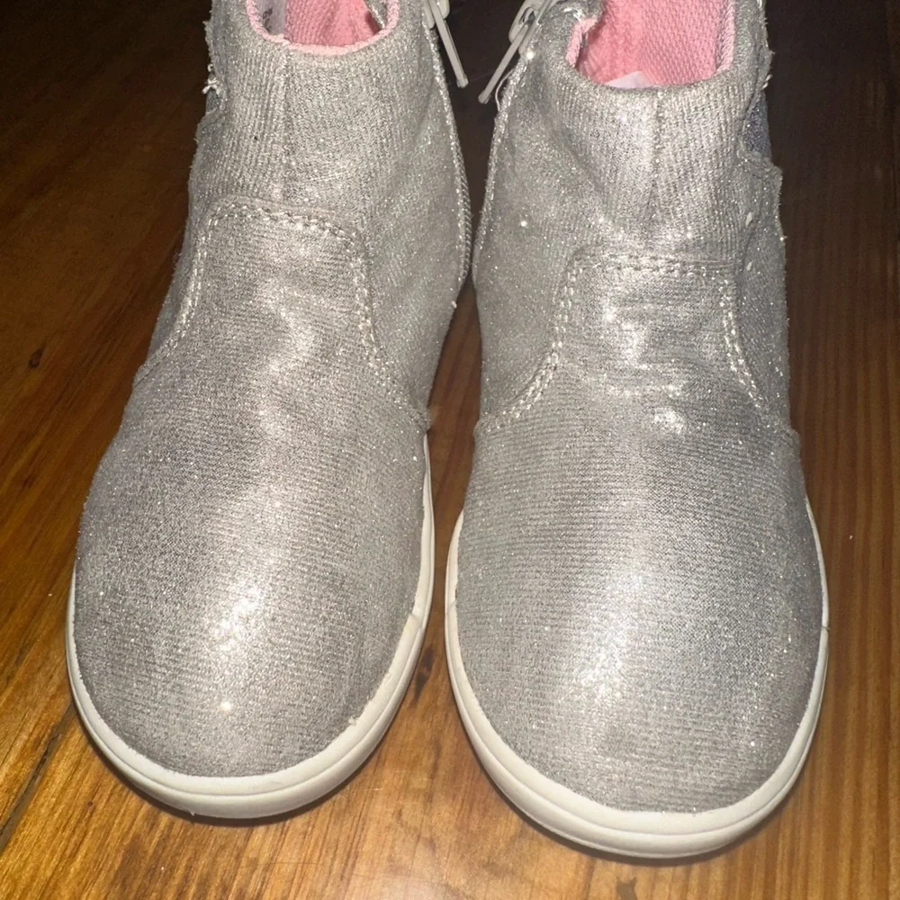 Stride Rite Sparkly Silver Kids Shoes with Pink Lining